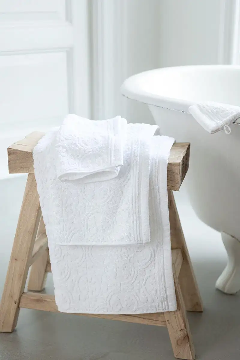 PiP studio strandlaken Tile de PiP 100x180cm wit - Afbeelding 2