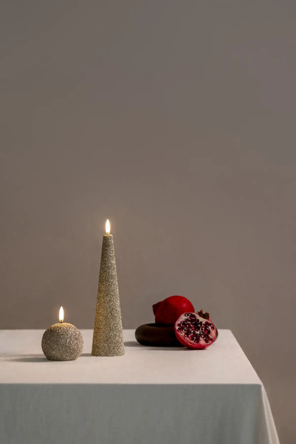 Uyuni led-kaars Cone Glitter 5,8 x 21,5 cm champagne - Afbeelding 3