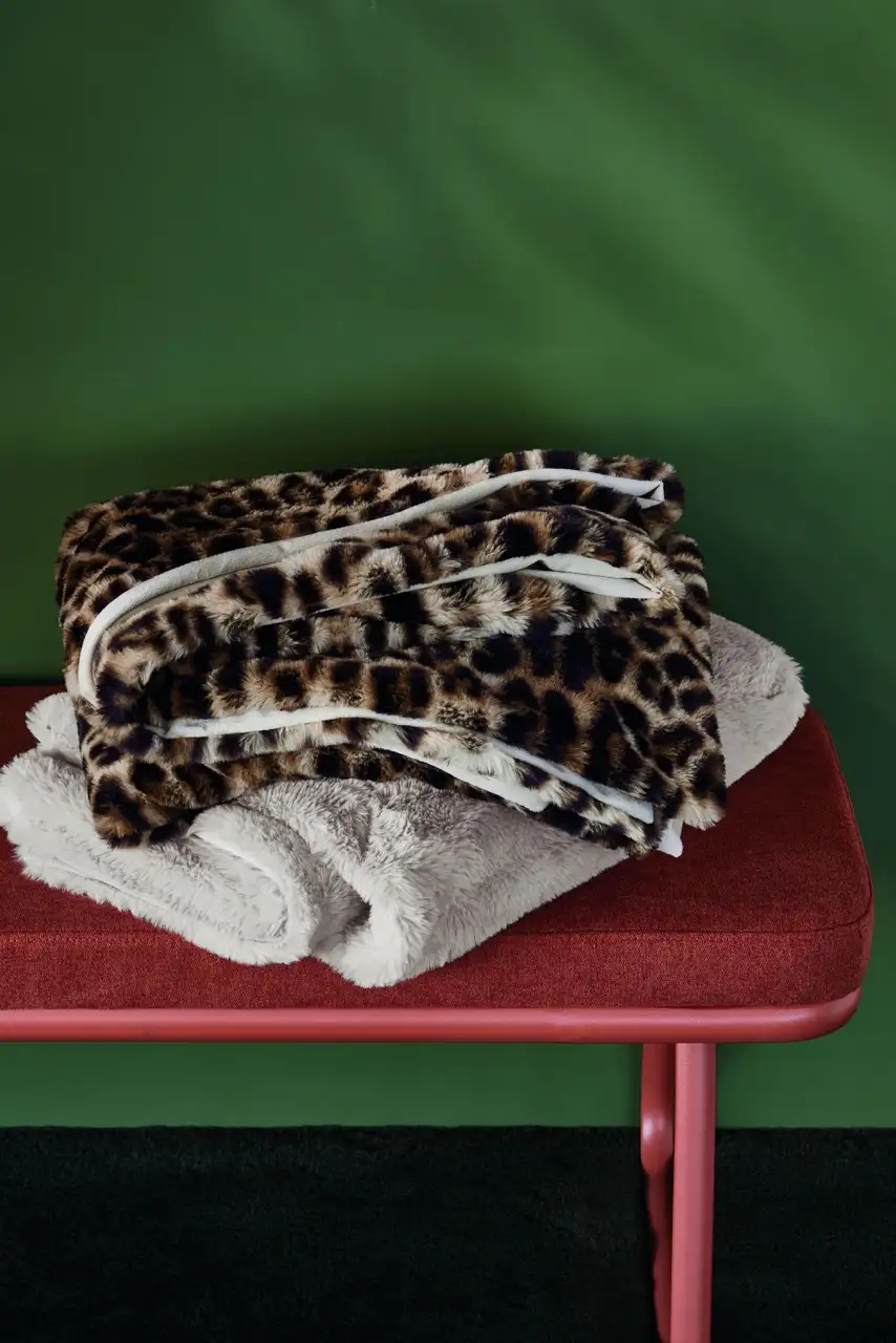 KAAT plaid Fluffy sand 130x170cm - Afbeelding 2