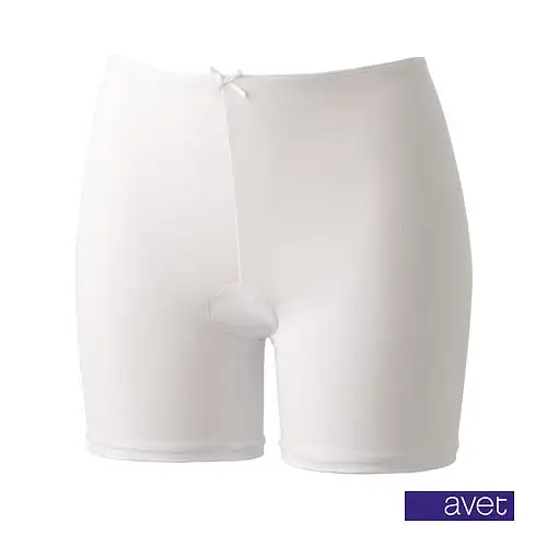 Avet dames short met lange pijp 3890 wit (microvezel)