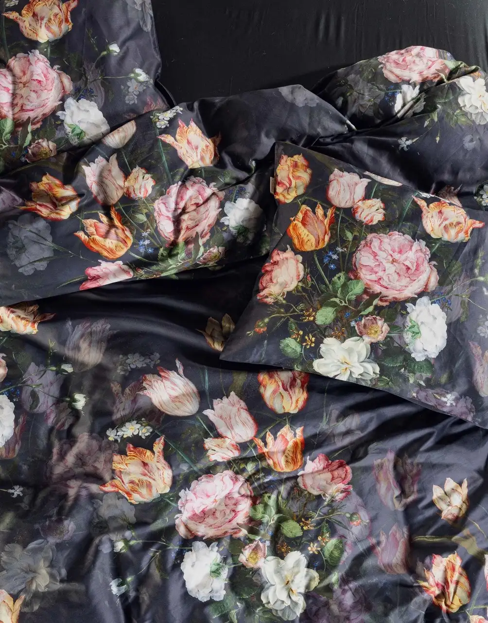 Essenza dekbedovertrek Tulip Bloom katoensatijn nightblue - Afbeelding 2