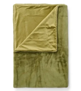 Essenza plaid Furry 150x200cm cedar green