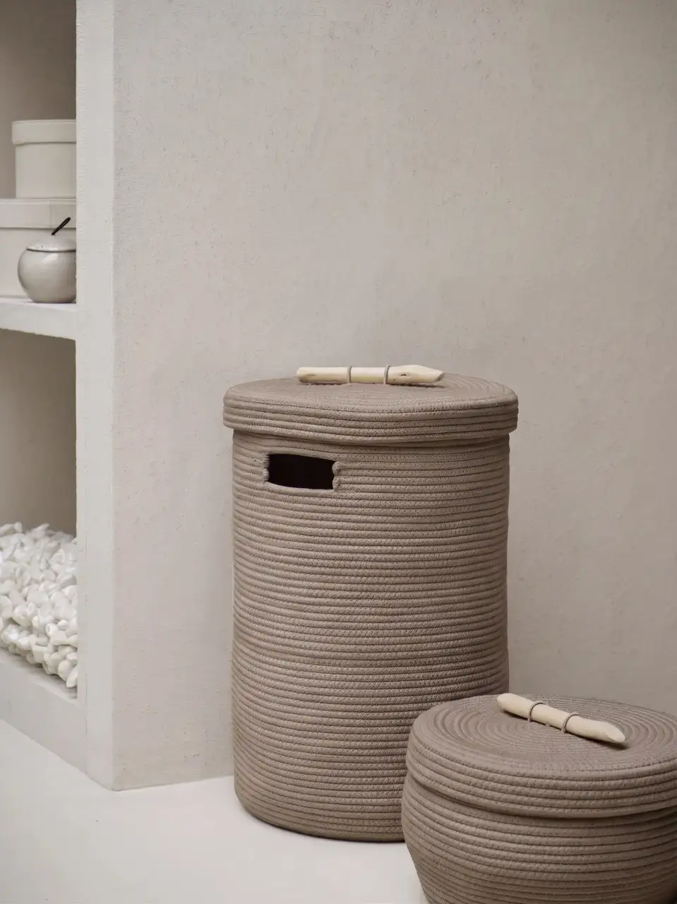 Aquanova wasmand met deksel Otis 106 truffle - Afbeelding 6